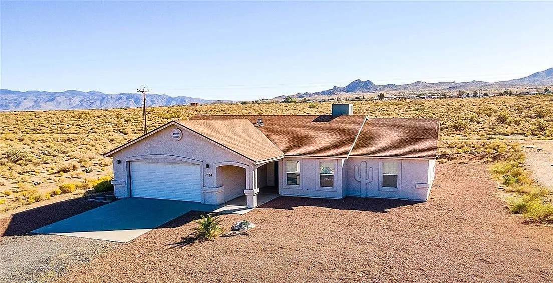 9324 Vista Drive - Photo 1