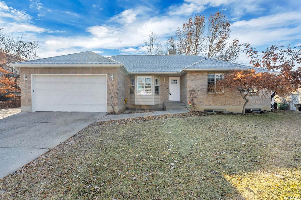 955 Greenoaks Dr - Photo 1