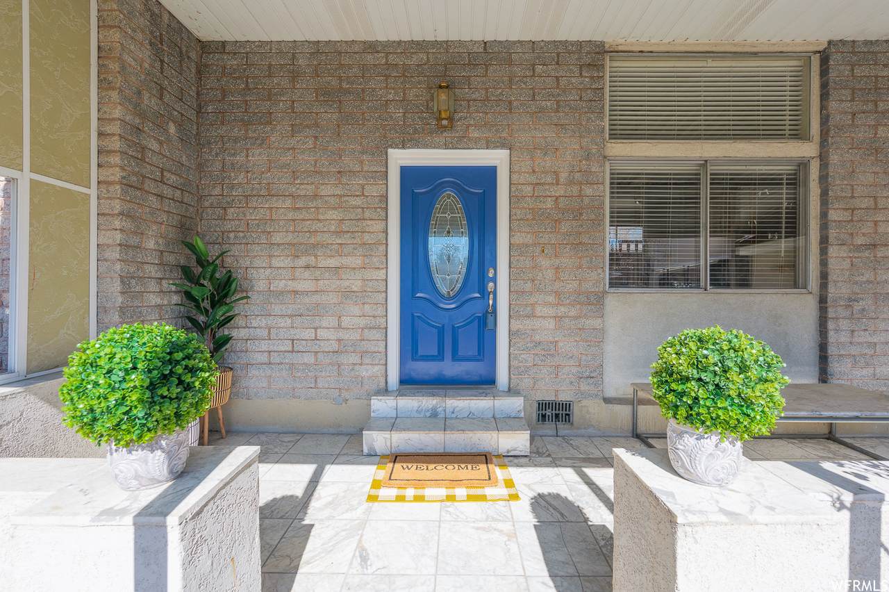 1631 Moor Dale Ln - Photo 1