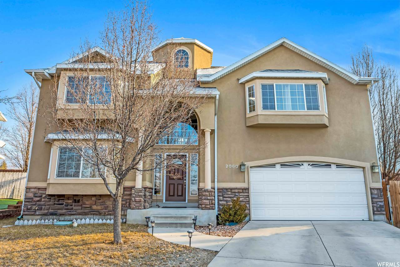 2060 Hidden Village Cir - Photo 1
