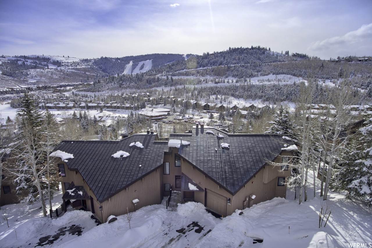 1320 Pinnacle Dr - Photo 1