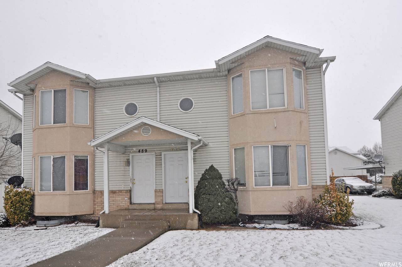 487 Wall Ave - Photo 1