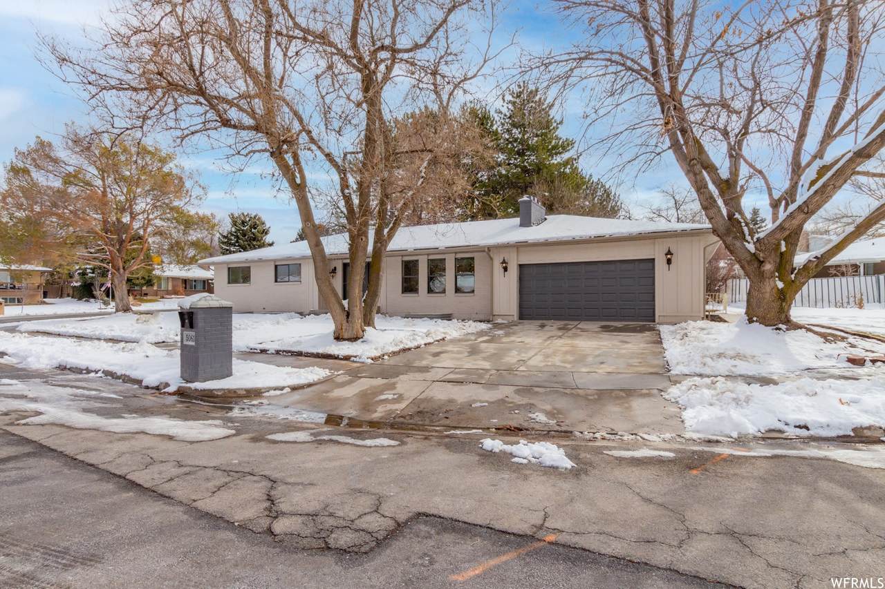 5061 Daisy Ln - Photo 1