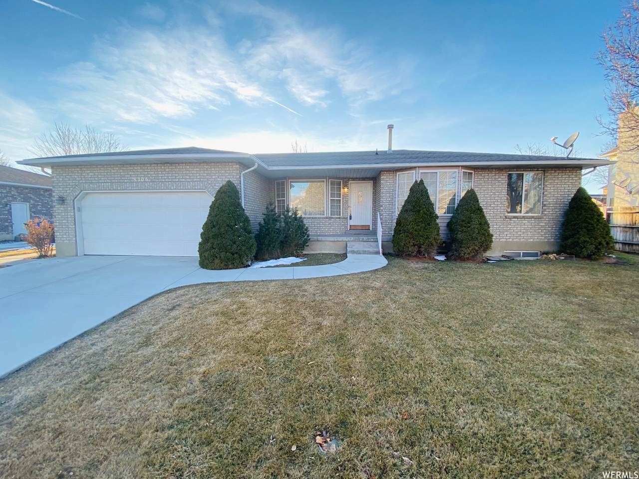 8306 Bard Ln - Photo 1