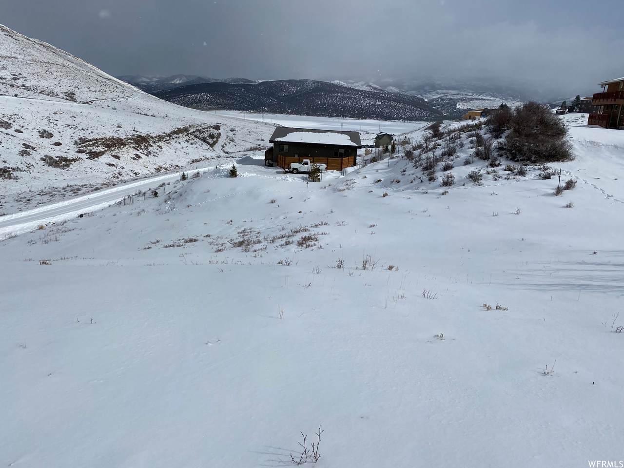19 Hollow Dr - Photo 1