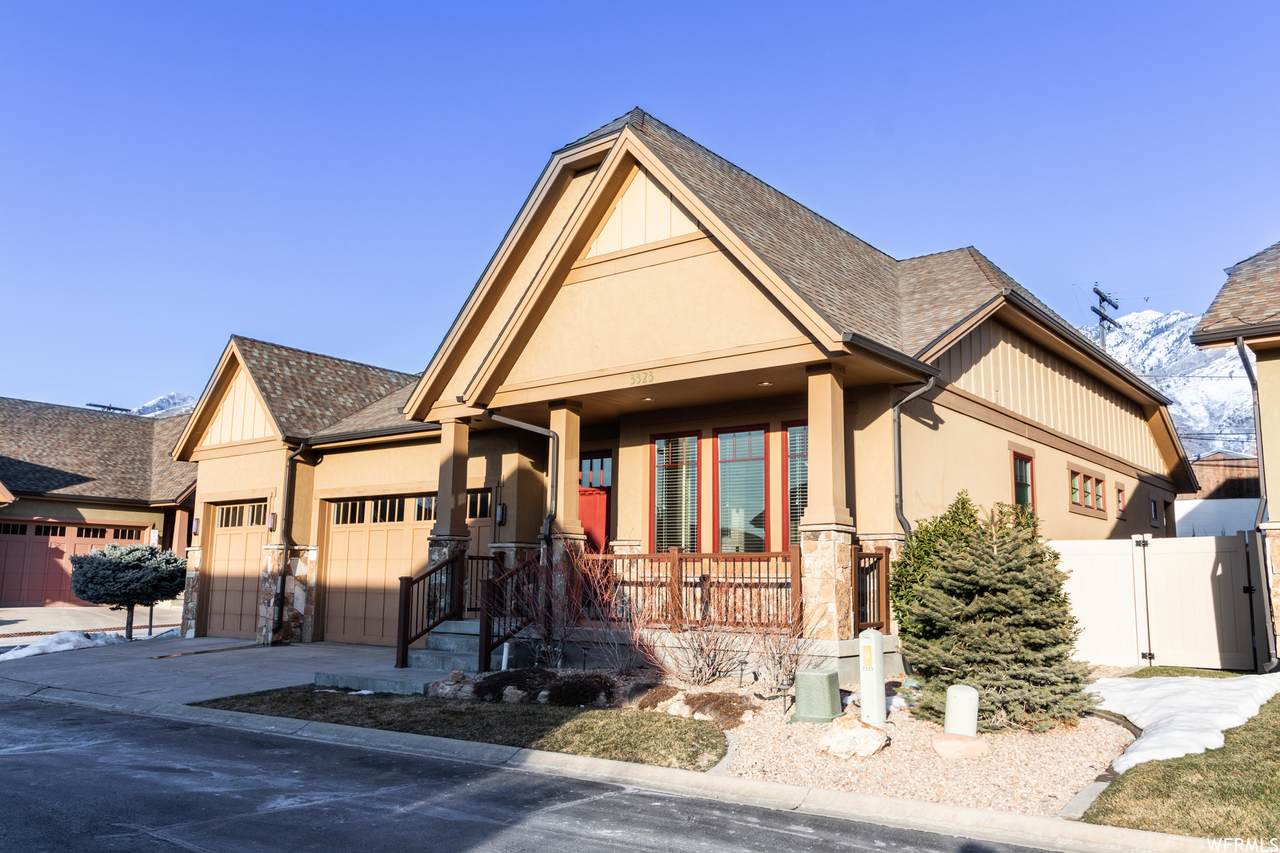 3323 Fallon Rd - Photo 1