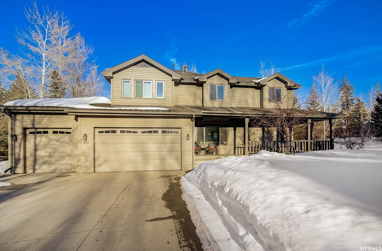 1682 Northshore Ct - Photo 1