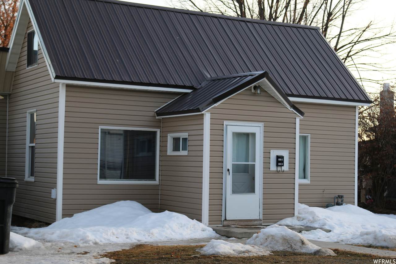 291 4TH - Photo 1