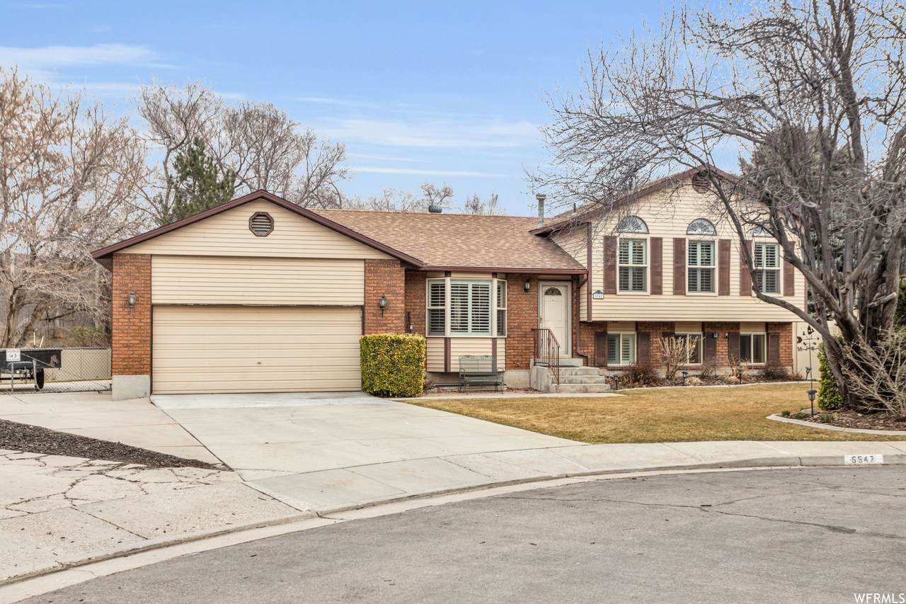5547 Harvey Heights Dr - Photo 1