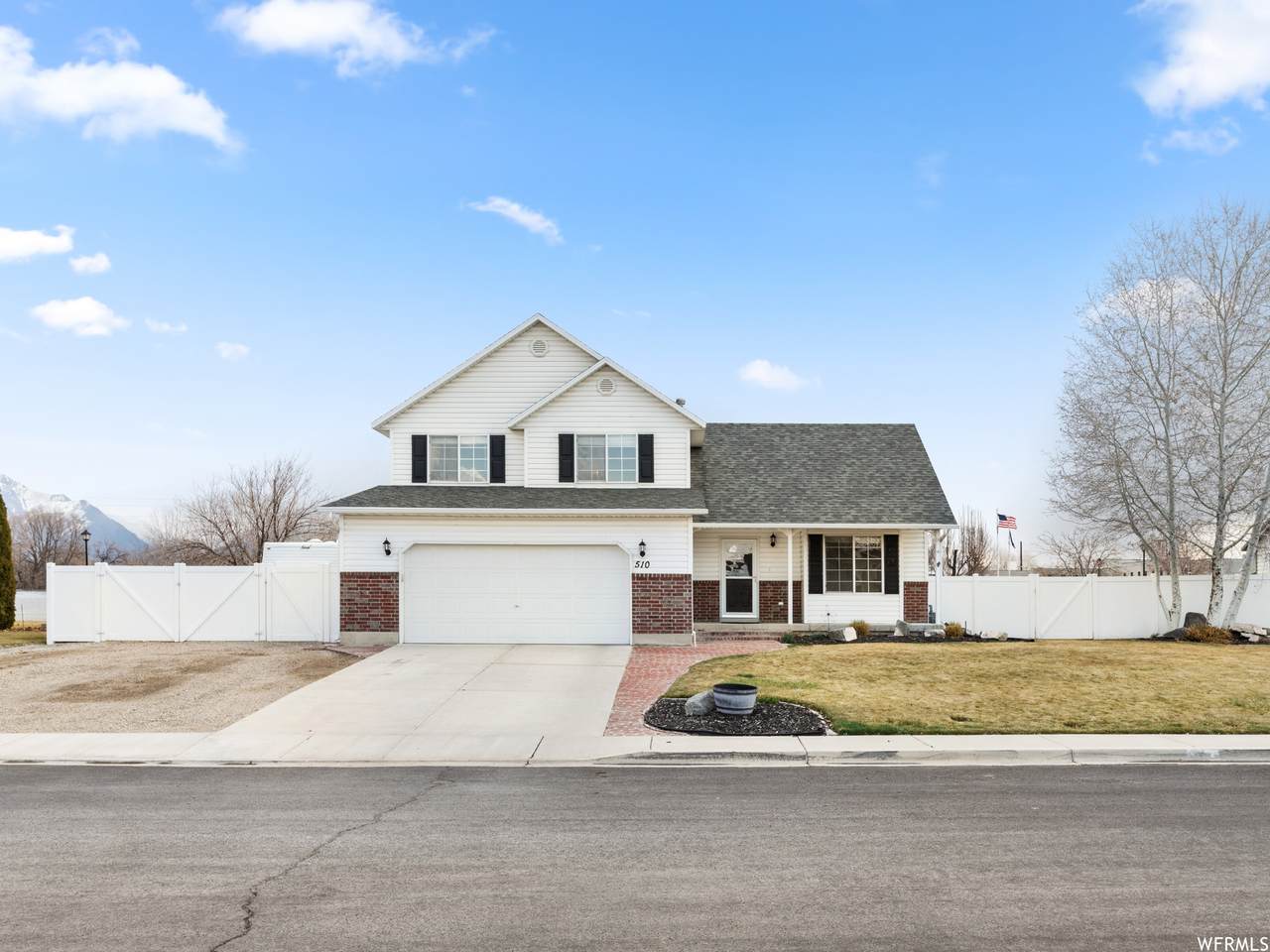510 Woods Dr - Photo 1