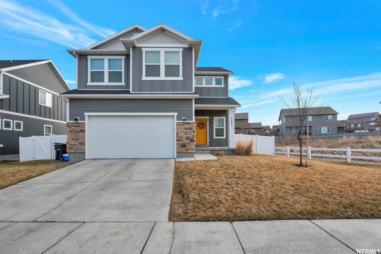 4890 Sagebrush Ln - Photo 1