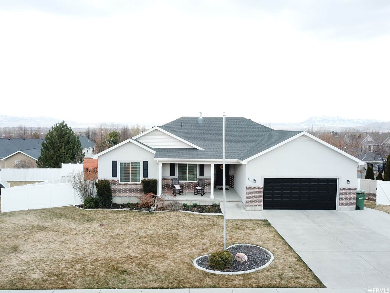 485 660 - Photo 1