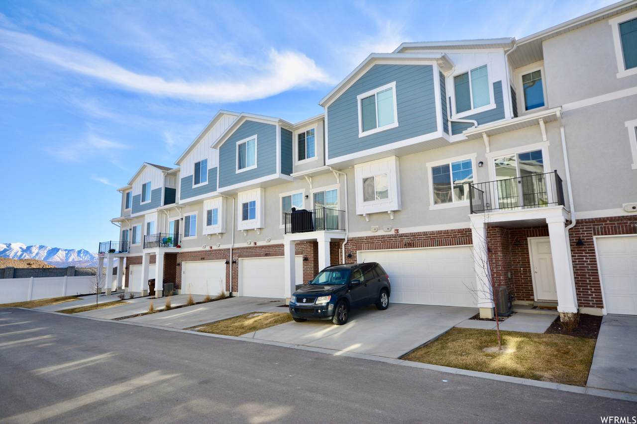 4206 Coral Pink Ct - Photo 1