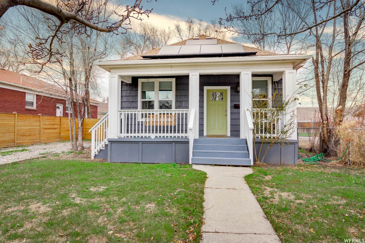 641 Warnock Ave - Photo 1