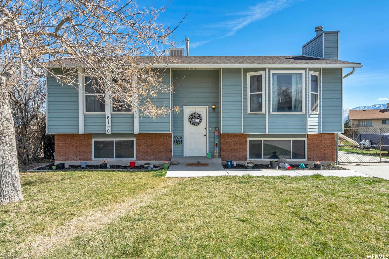 6150 Harker Cir - Photo 1