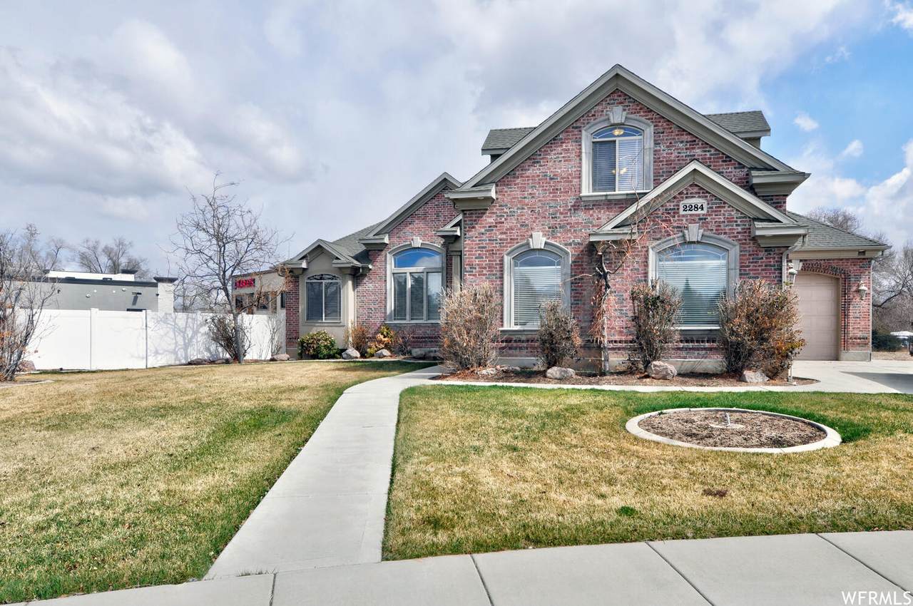 2284 Jewkes Cir - Photo 1