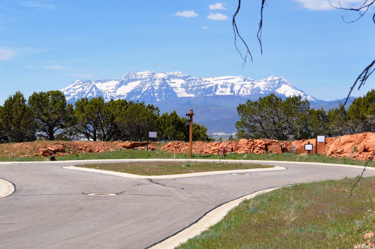 3077 Horse Mountain Cir - Photo 1