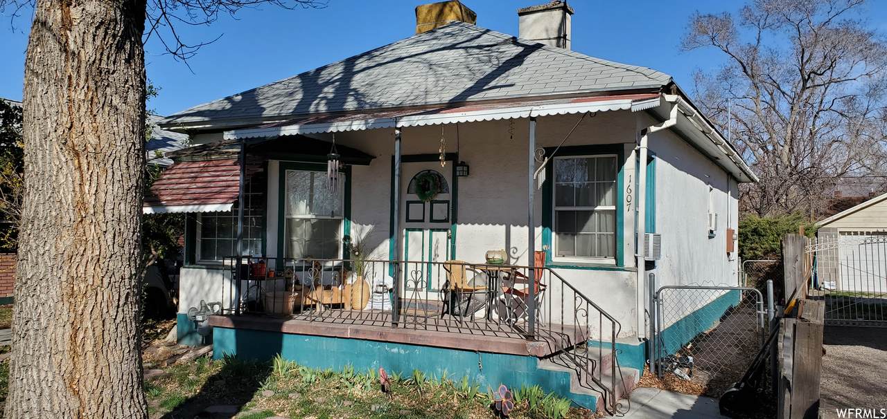 1607 Jefferson - Photo 1