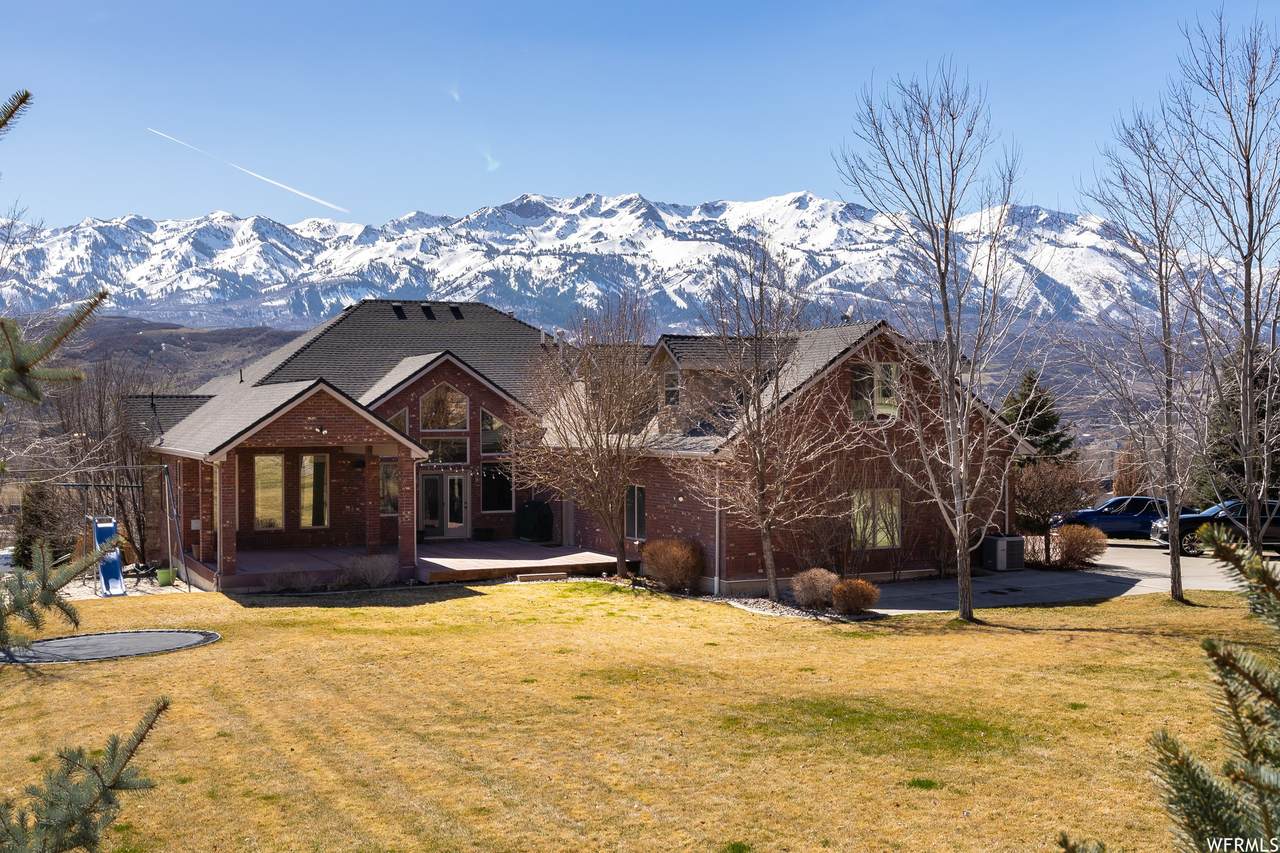 3990 Summer Ridge Rd - Photo 1