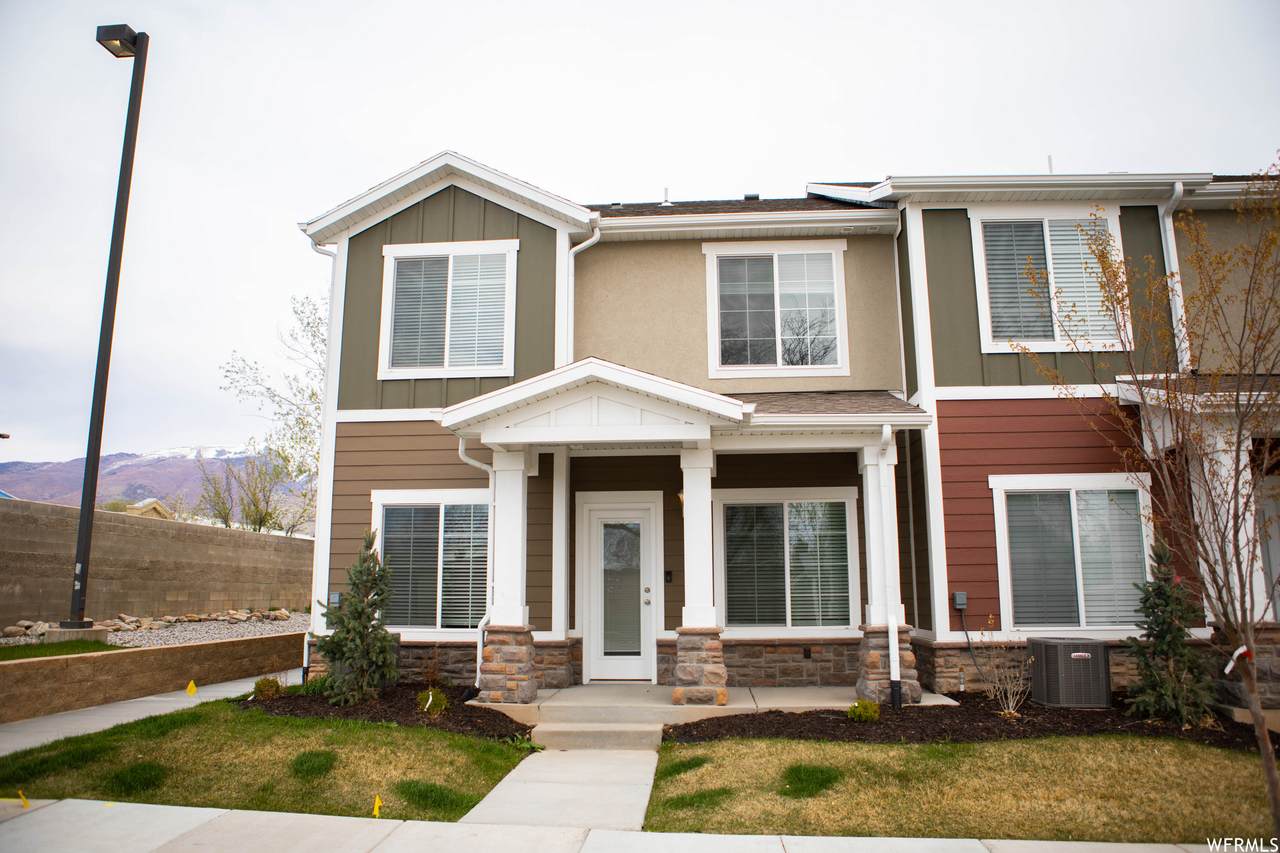 792 Fairfield Rd - Photo 1