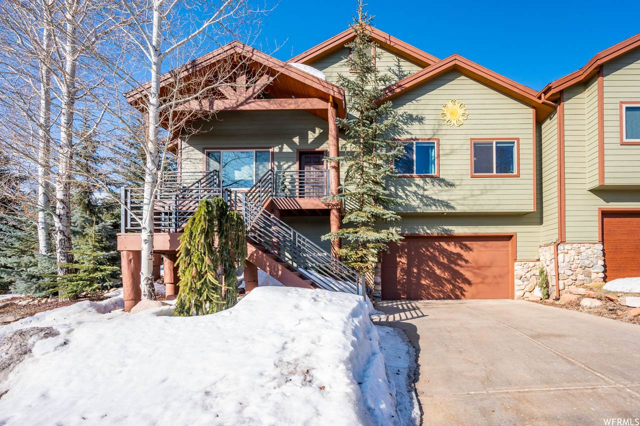 3953 View Pointe Dr - Photo 1