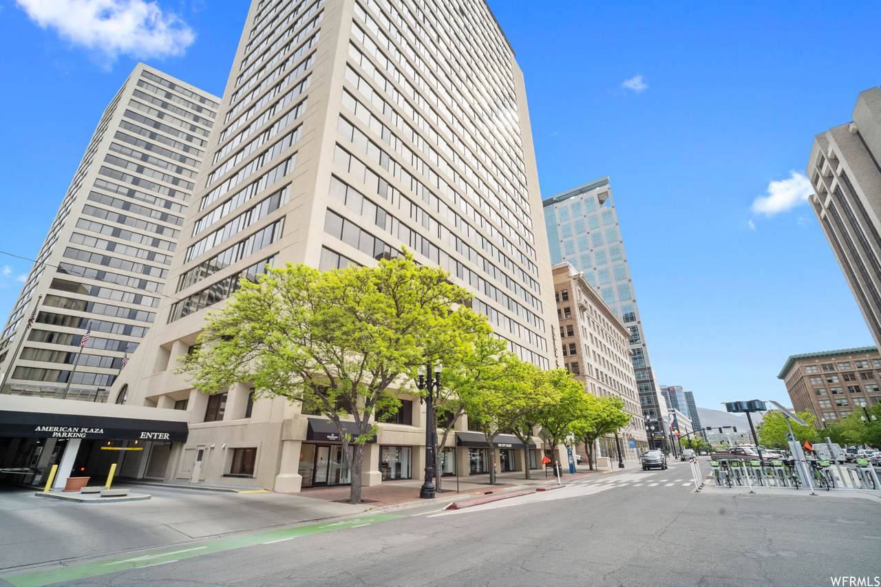 44 Broadway - Photo 1