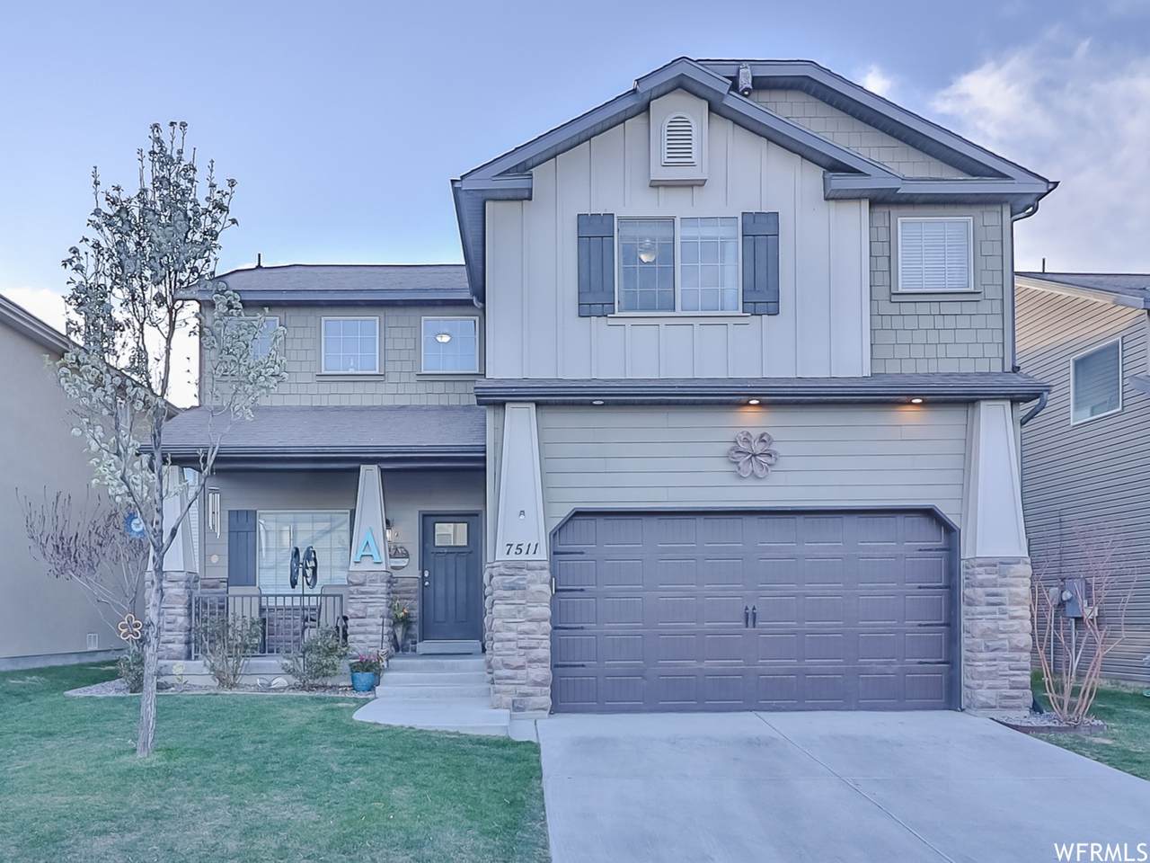 7511 Addison Ave - Photo 1
