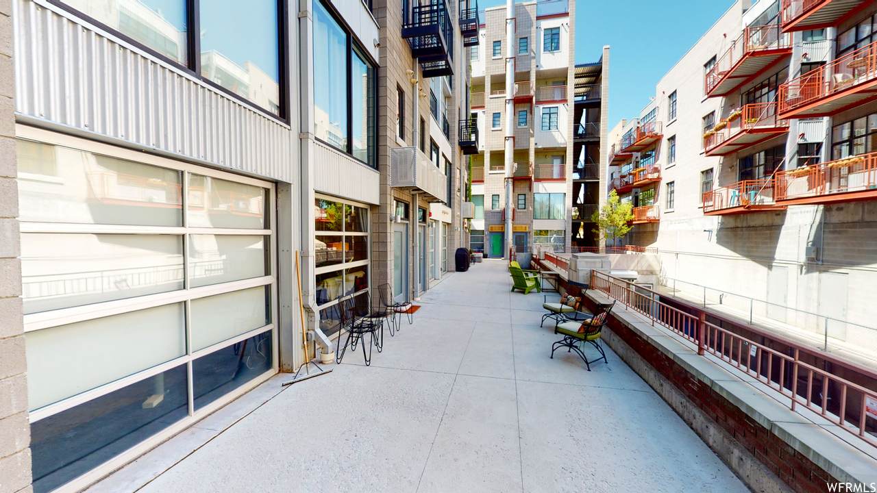 360 Broadway - Photo 1