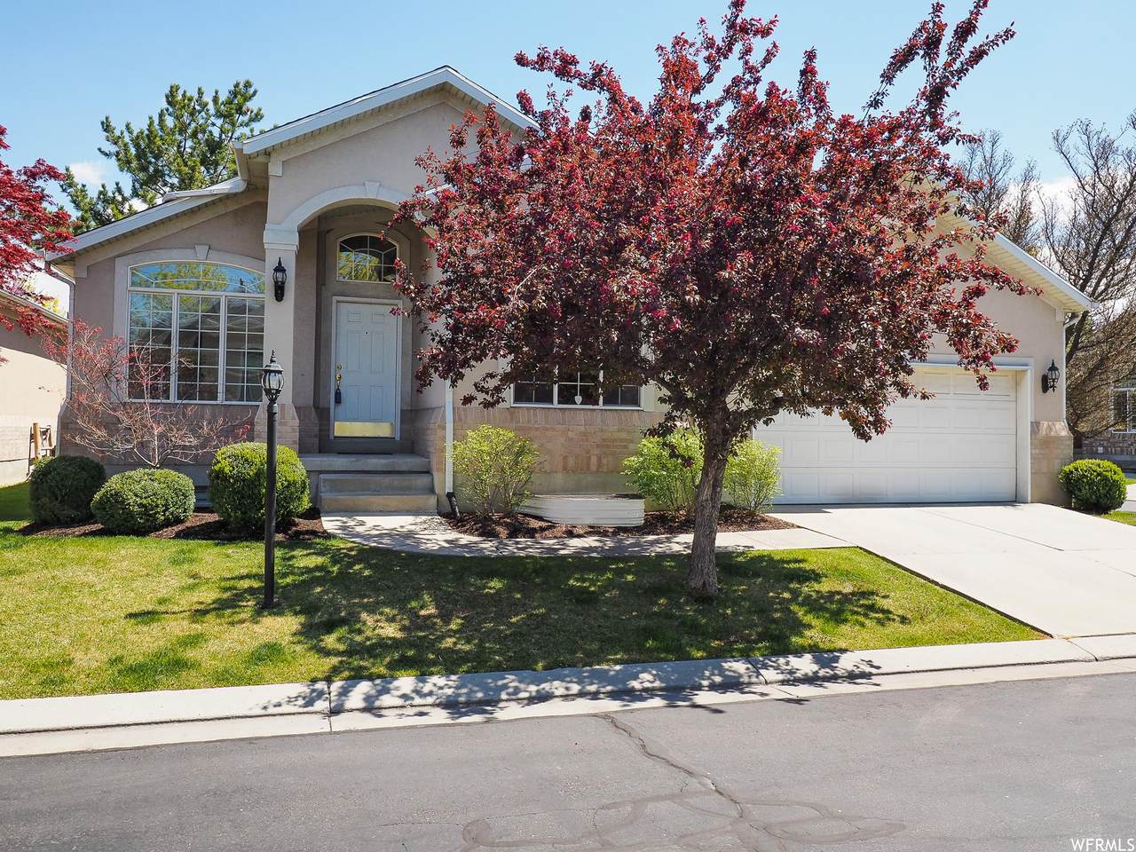 4567 Jerrie Lee Ln - Photo 1