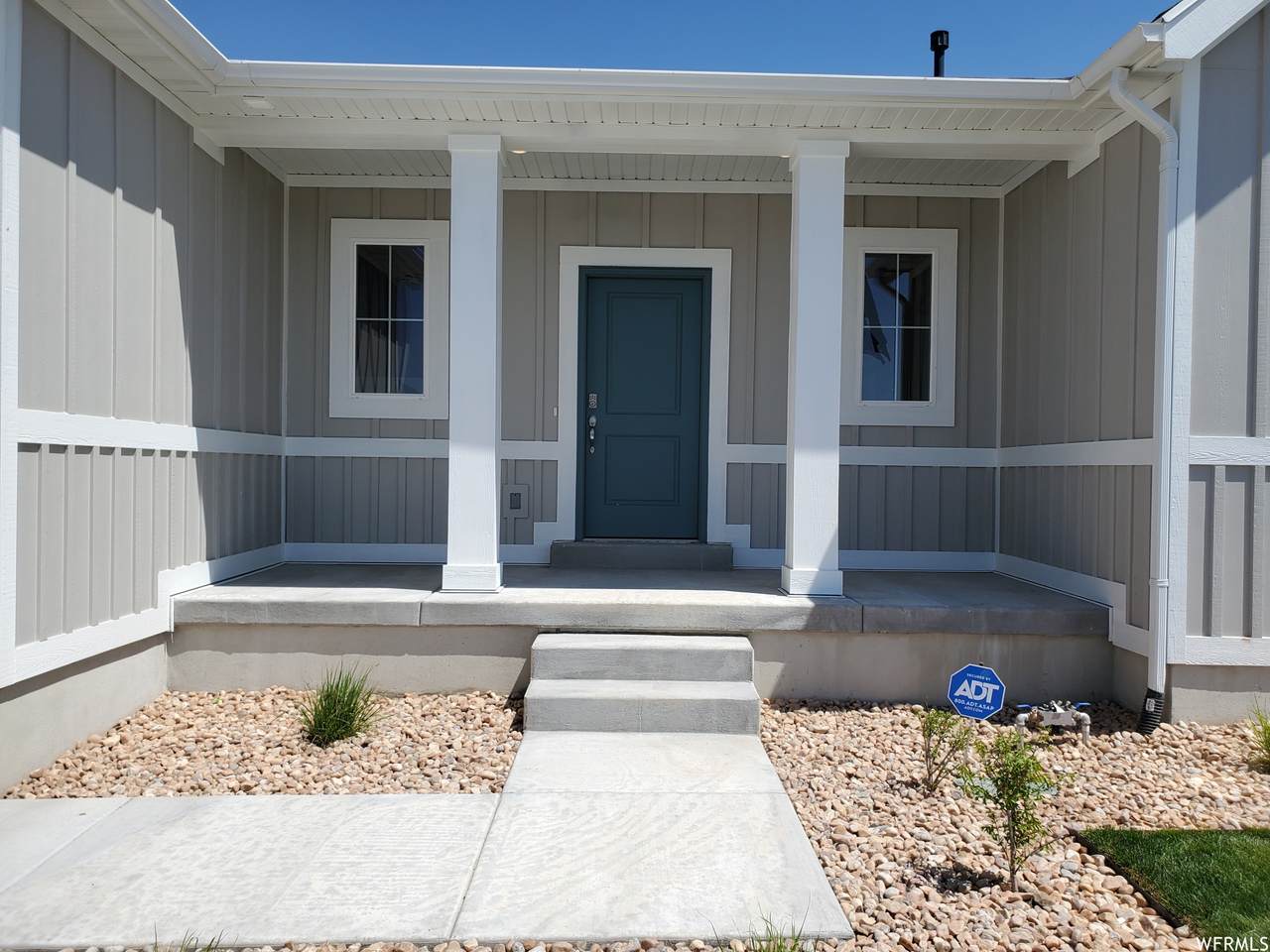 2040 Granite Ln - Photo 1
