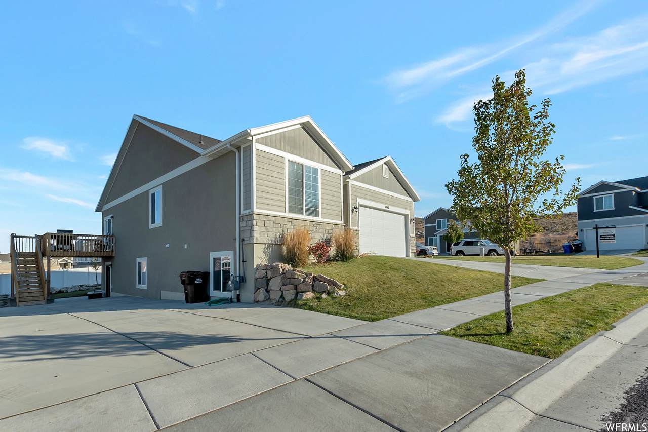 7548 Timber Country Rd - Photo 1