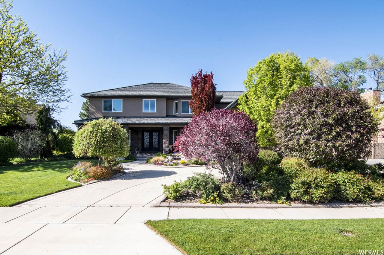 1931 Ryan Ave - Photo 1