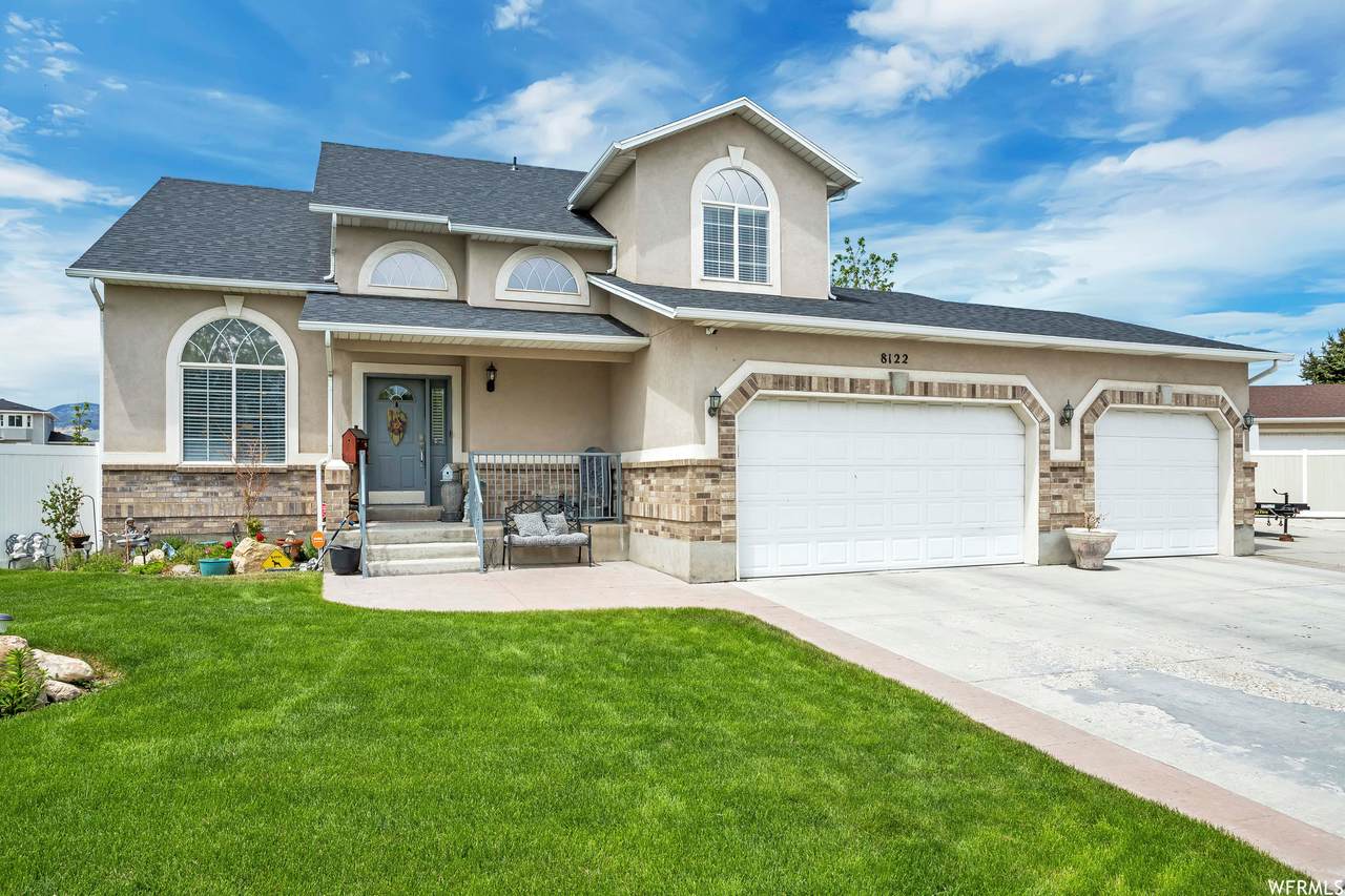 8122 Belnap Cir - Photo 1