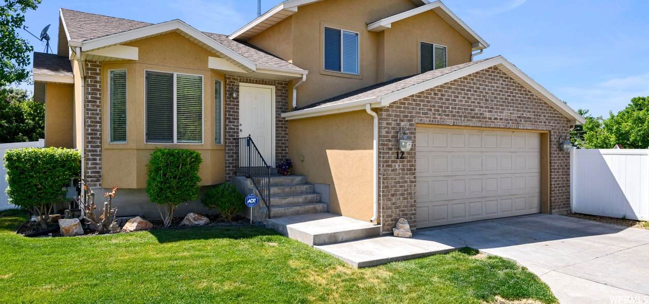 12 Stauffer Ln - Photo 1