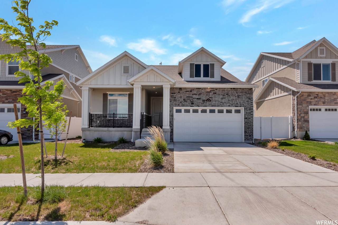 2629 Drexler Dr - Photo 1