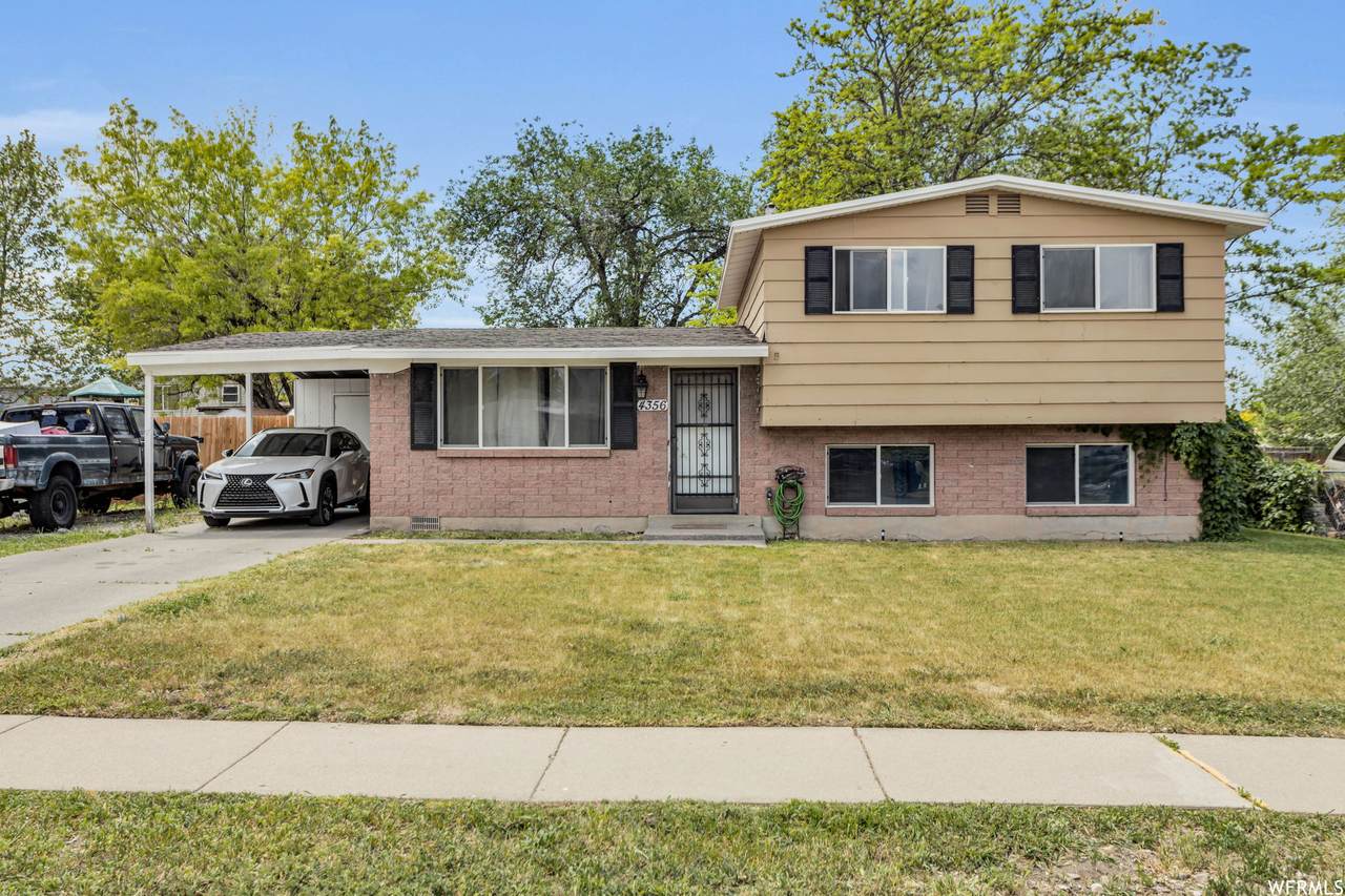 4356 Hawkeye Dr - Photo 1
