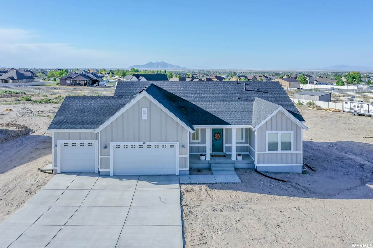 157 Marciano Way - Photo 1