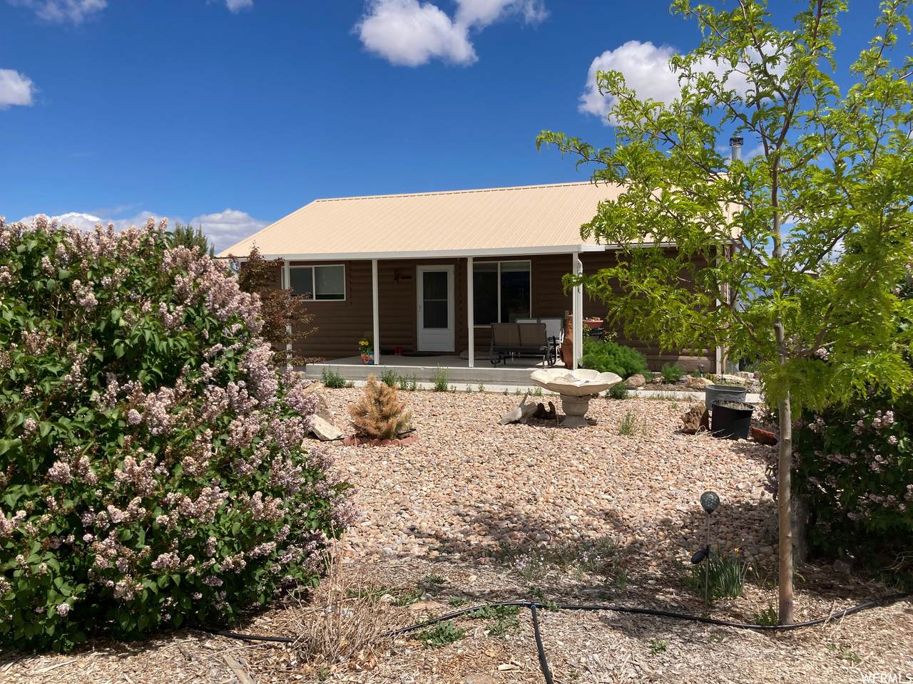 1933 Lee Ln - Photo 1
