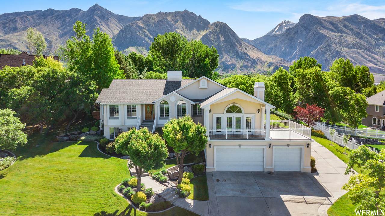 715 Rocky Mountain Dr - Photo 1