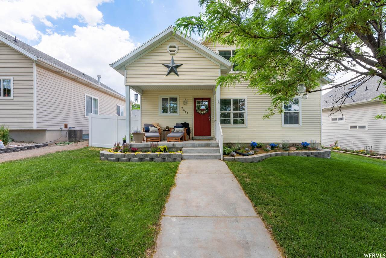 7647 Sparrowhawk Way - Photo 1