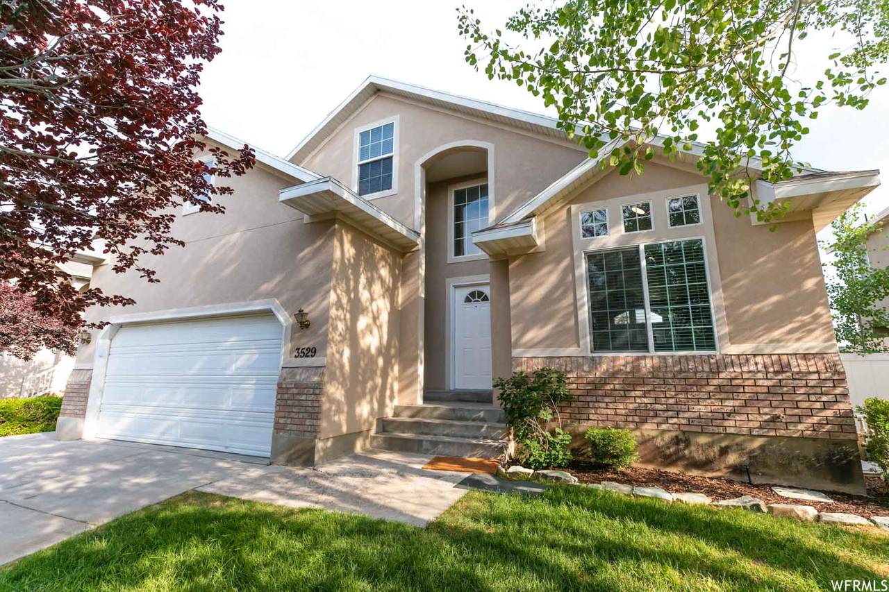 3529 Newland Loop - Photo 1