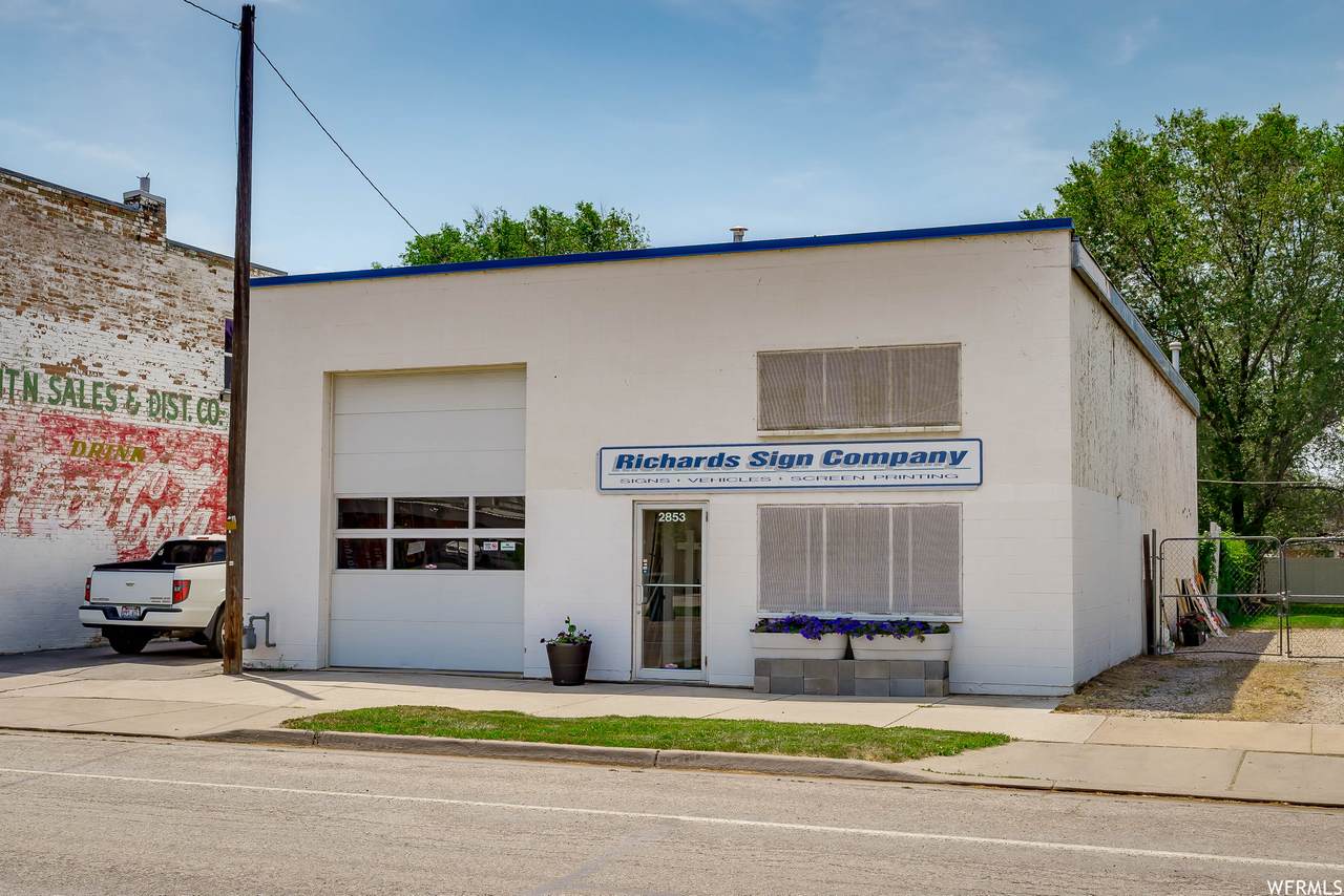 2853 Grant Ave - Photo 1
