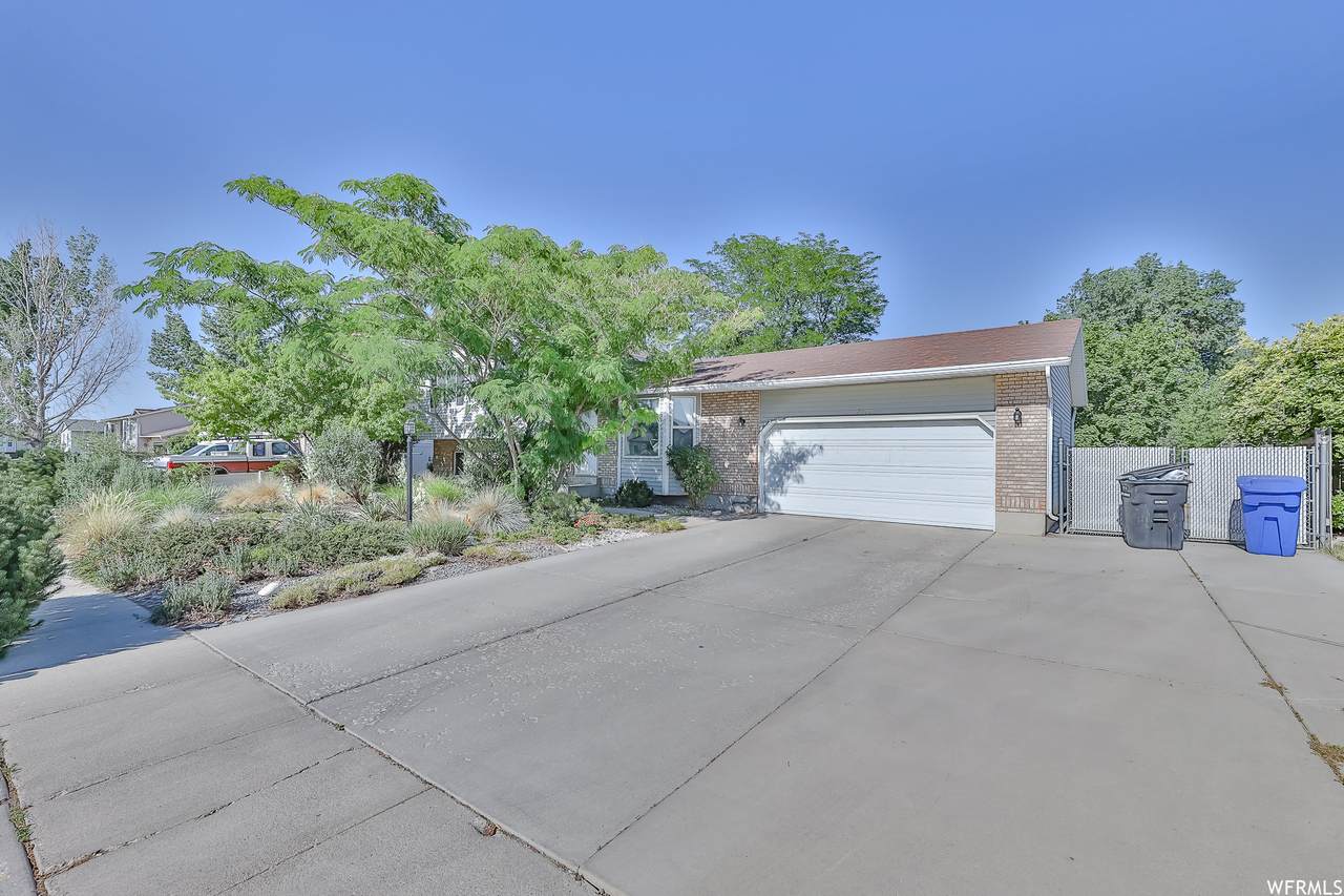 8477 Mcintyre Way - Photo 1