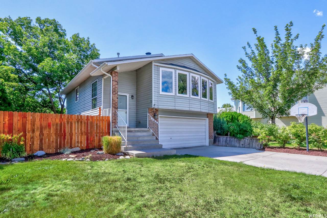 5520 Brister Cir - Photo 1