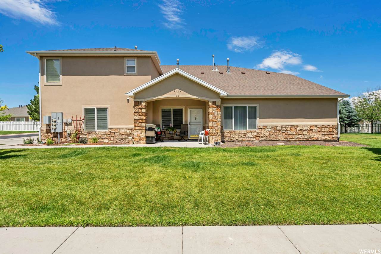 7077 Kristilyn Ln - Photo 1
