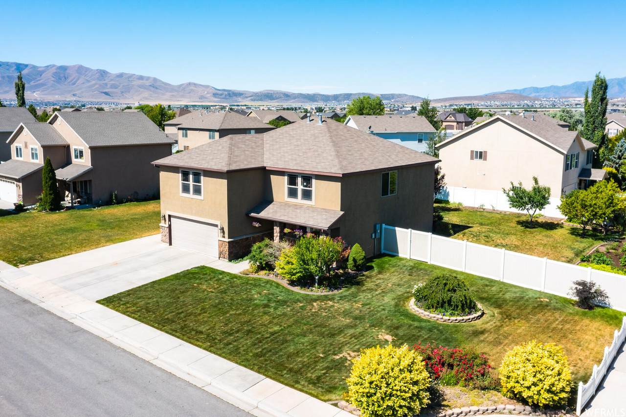 218 Willow Reed - Photo 1