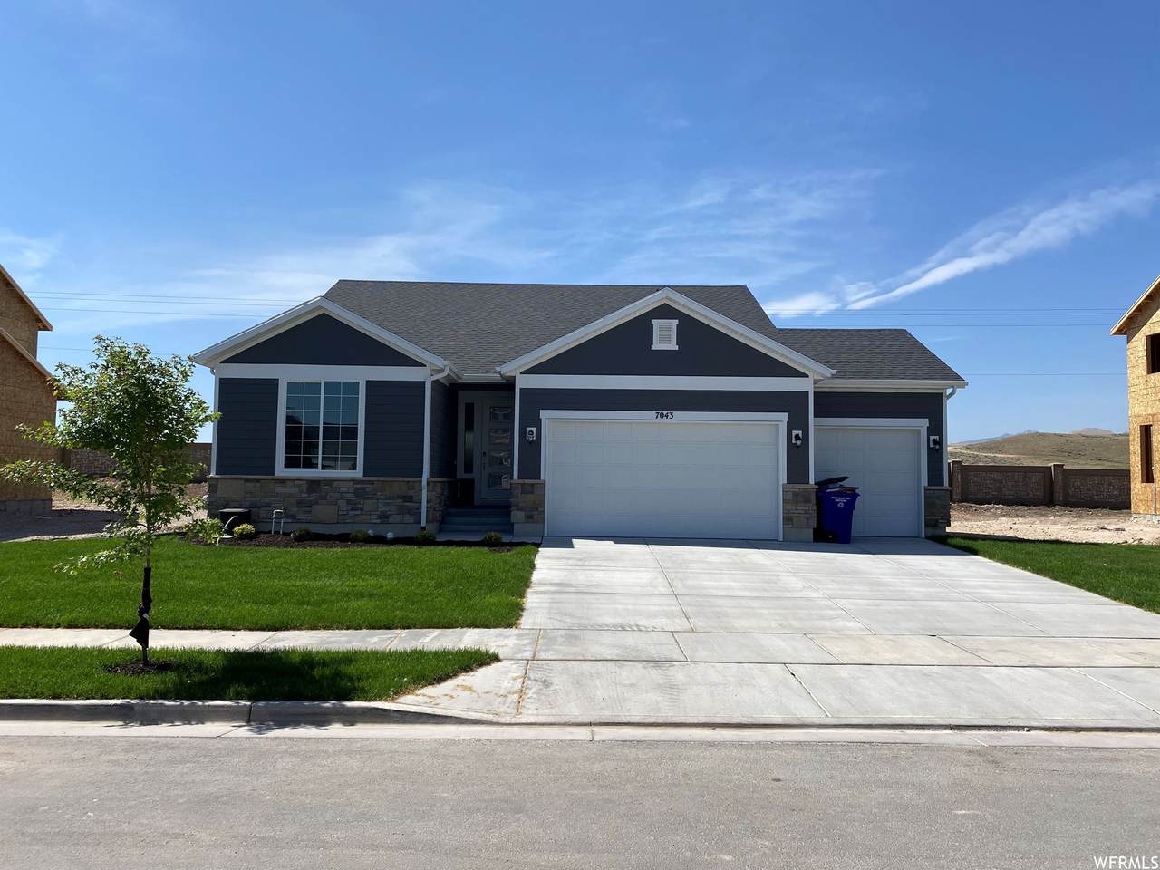 7028 Echomount Rd - Photo 1