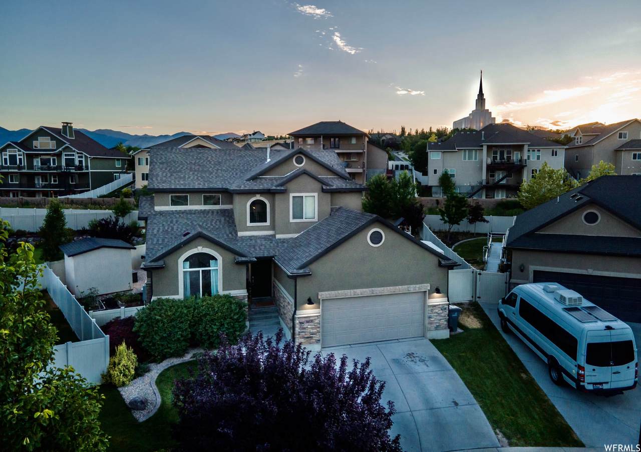 3853 Tamarisk Ct - Photo 1