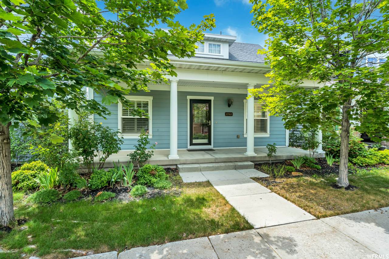 10968 Sunup Way - Photo 1