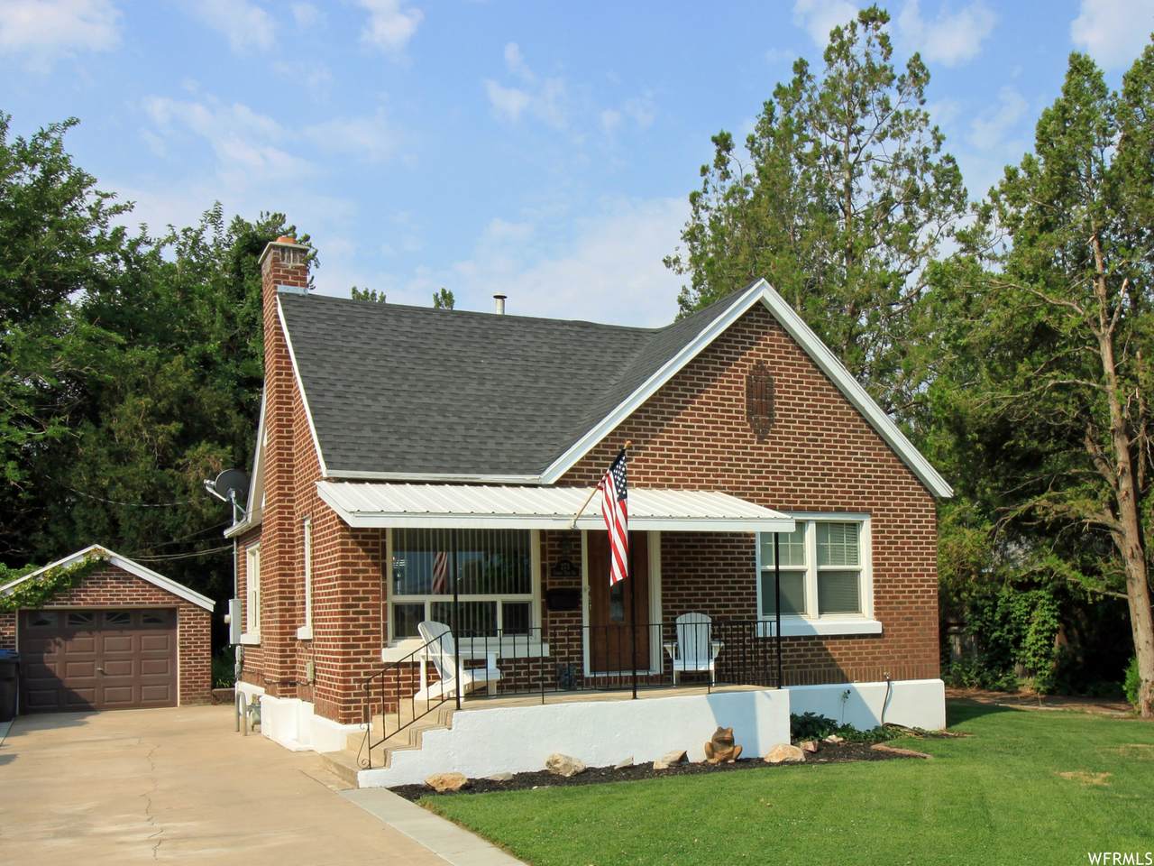 273 Chimes View Dr - Photo 1